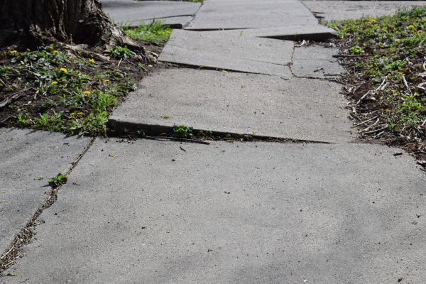 Cost of Concrete Sidewalk Leveling in Ames